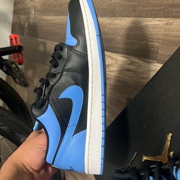 jordan 1 yniversity blue low - Picture 6 of 7